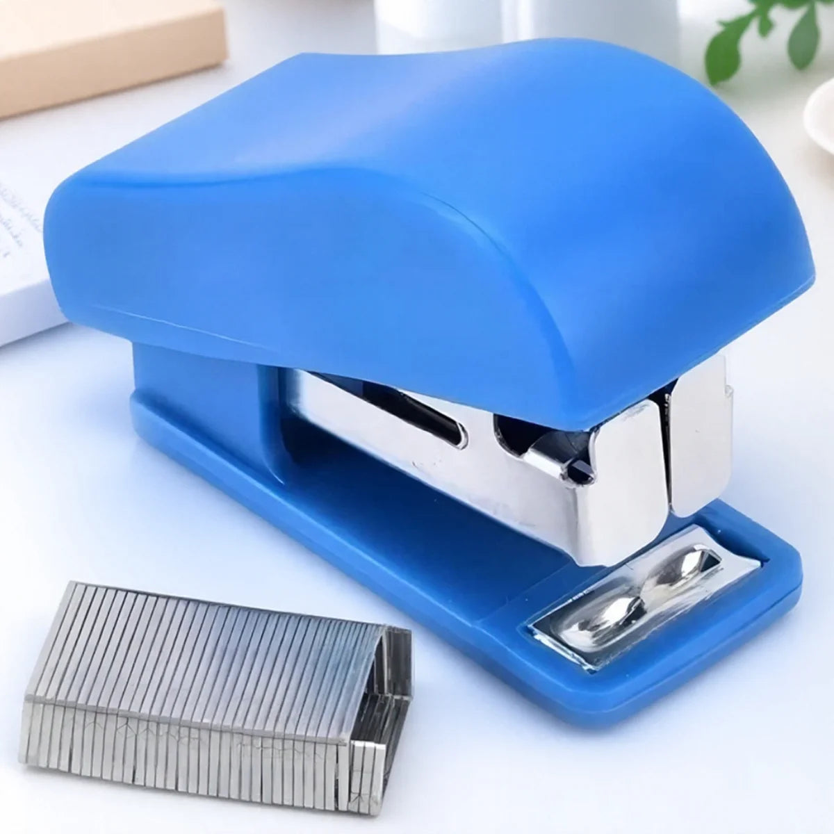 Mini Portable Stapler Set
